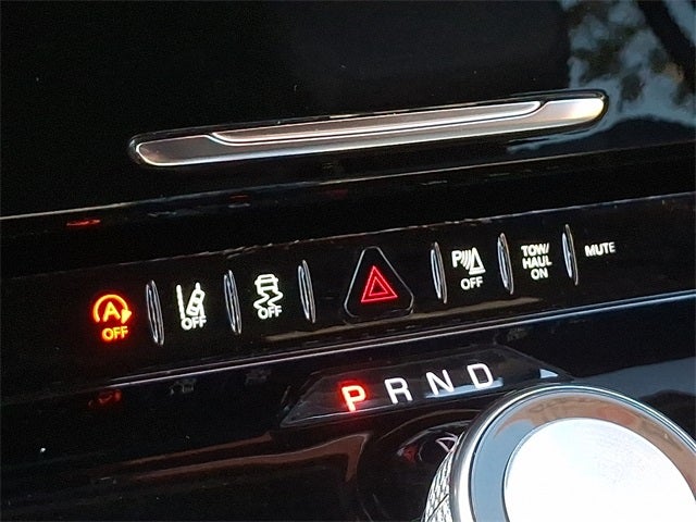 2023 Jeep Wagoneer L Series III