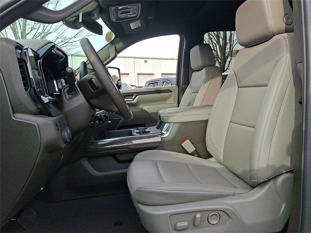 2025 Chevrolet Silverado 2500HD LTZ