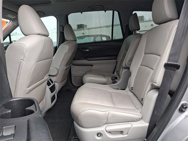2021 Honda Pilot Touring 7 Passenger