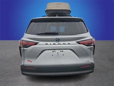 2021 Toyota Sienna XLE 7 Passenger