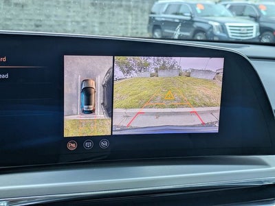 2024 Cadillac LYRIQ Sport