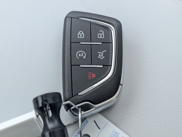 2024 Cadillac LYRIQ Sport