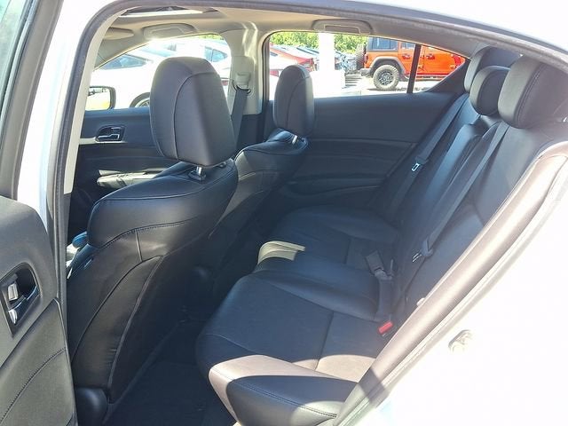 2014 Acura ILX 4DR SDN 2.0L