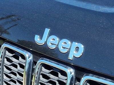 2019 Jeep Grand Cherokee Laredo