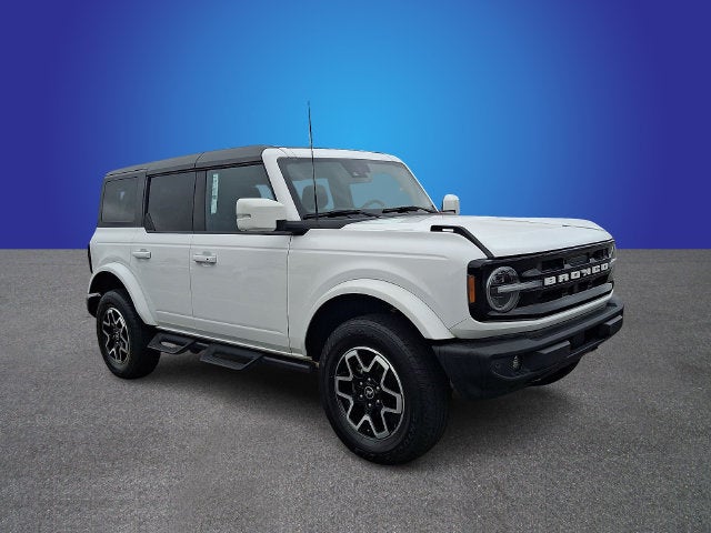 2023 Ford Bronco Base