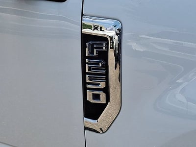 2022 Ford Super Duty F-250 SRW XL