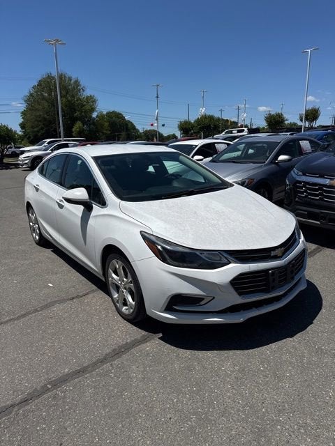 2017 Chevrolet Cruze Premier Auto's photo