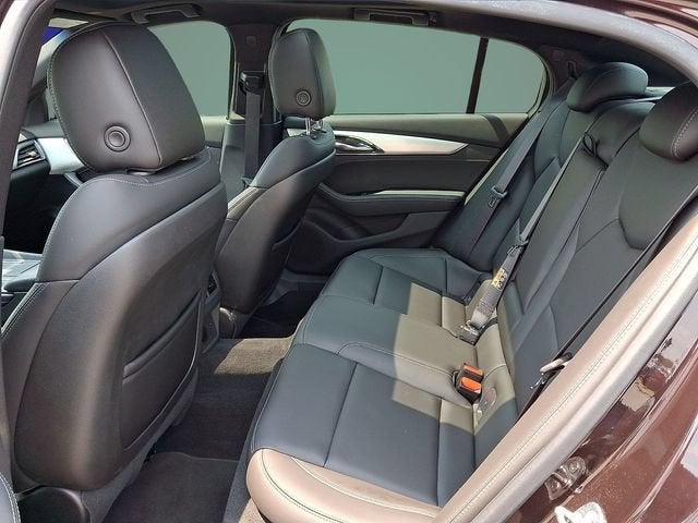2022 Cadillac CT5 Luxury