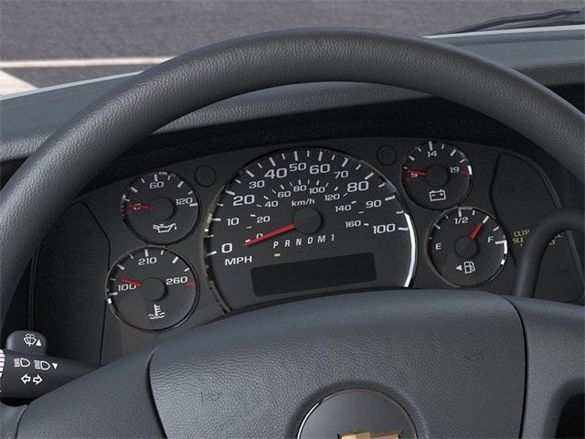 2025 Chevrolet Express Passenger 3500 1LT