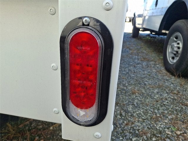 2024 Chevrolet Express Cutaway 3500 1WT