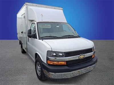 2024 Chevrolet Express Cutaway 3500 1WT