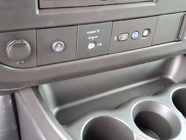 2025 Chevrolet Express Cutaway 3500 1WT