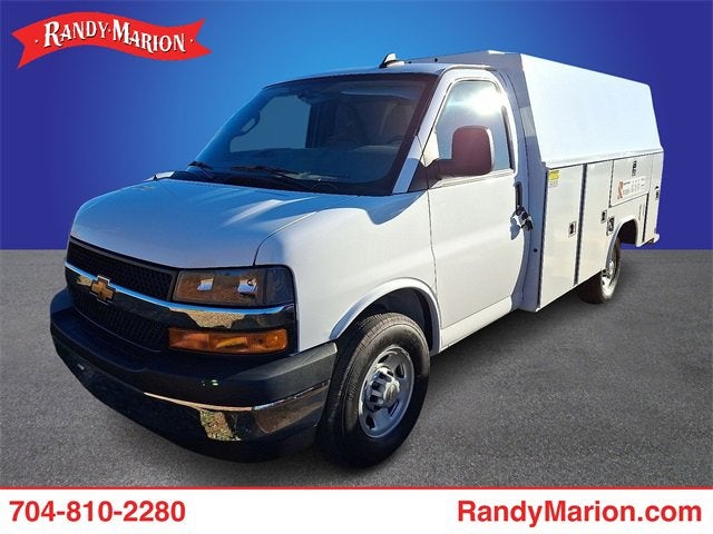 2025 Chevrolet Express Cutaway 3500 1WT