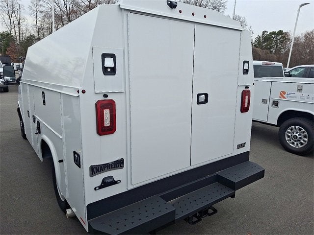 2025 Chevrolet Express Cutaway 3500 1WT