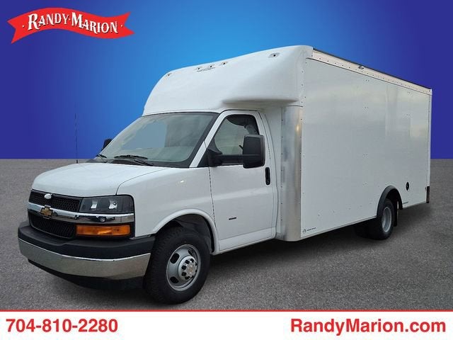 2025 Chevrolet Express Cutaway 3500 1WT