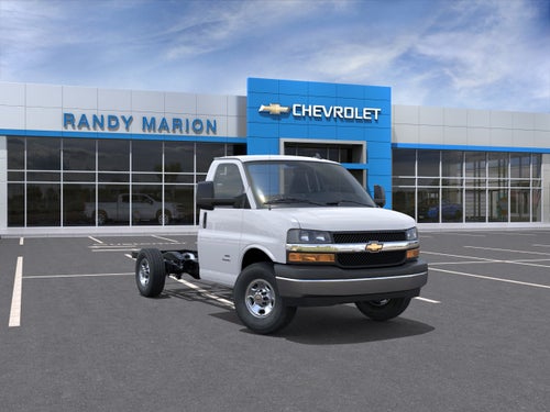 2026 Chevrolet Express Cutaway 3500 Base
