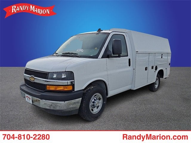 2025 Chevrolet Express Cutaway 3500 1WT