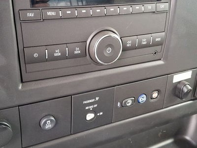 2025 Chevrolet Express Cutaway 3500 1WT