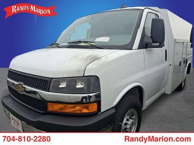 2025 Chevrolet Express Cutaway 3500 1WT