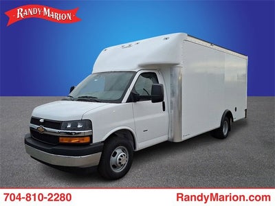 2025 Chevrolet Express Cutaway 3500 1WT