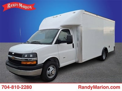 2025 Chevrolet Express Cutaway 3500 1WT