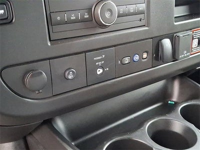 2025 Chevrolet Express Cutaway 3500 1WT