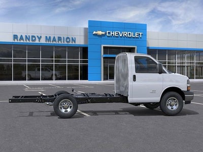 2026 Chevrolet Express Cutaway 3500 1WT