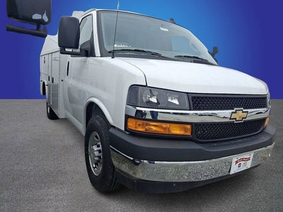 2025 Chevrolet Express Cutaway 3500 1WT