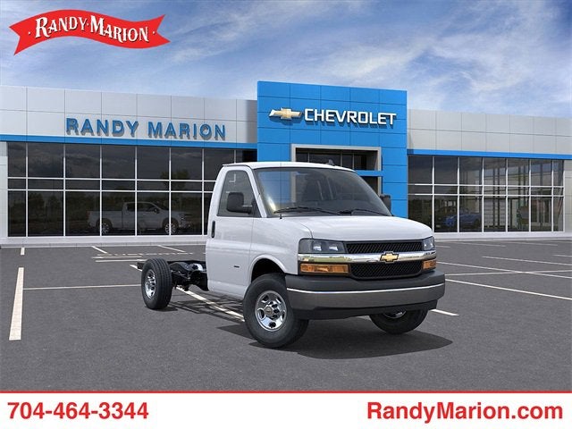 2025 Chevrolet Express Cutaway 3500 1WT