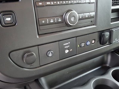 2026 Chevrolet Express Cutaway 3500 1WT