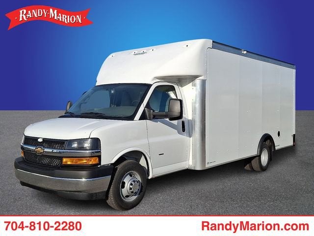 2025 Chevrolet Express Cutaway 3500 1WT