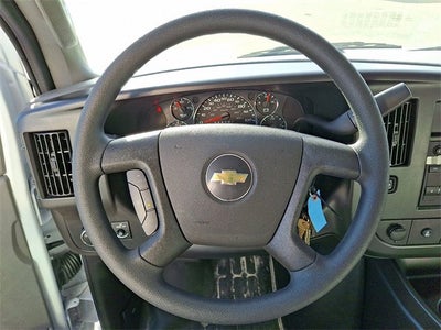 2025 Chevrolet Express Cutaway 3500 1WT