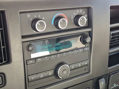 2025 Chevrolet Express Cutaway 3500 1WT