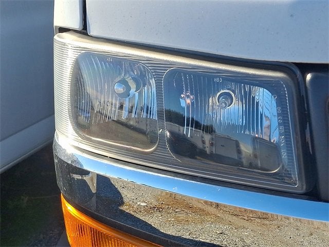 2024 Chevrolet Express Cutaway 3500 1WT