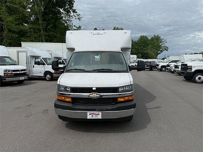 2022 Chevrolet Express Cutaway 3500 Base