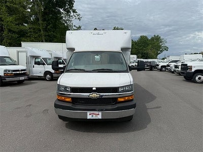 2022 Chevrolet Express Cutaway 3500 Base