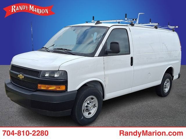 2025 Chevrolet Express Cargo WT