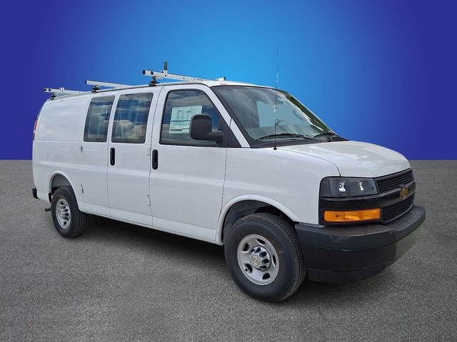 2026 Chevrolet Express Cargo 1WT