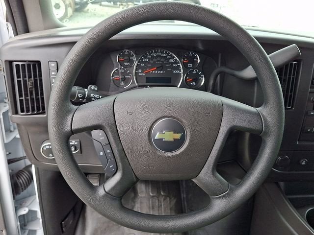 2026 Chevrolet Express Cargo 1WT