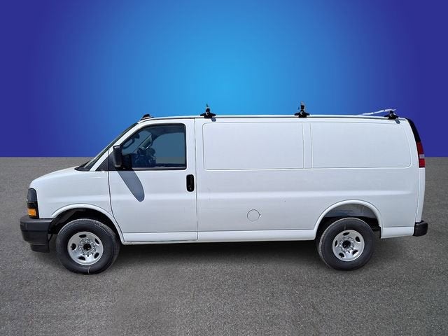 2026 Chevrolet Express Cargo Work Van - Photo 4