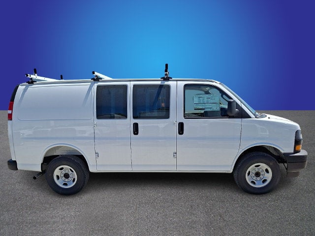 2026 Chevrolet Express Cargo 1WT