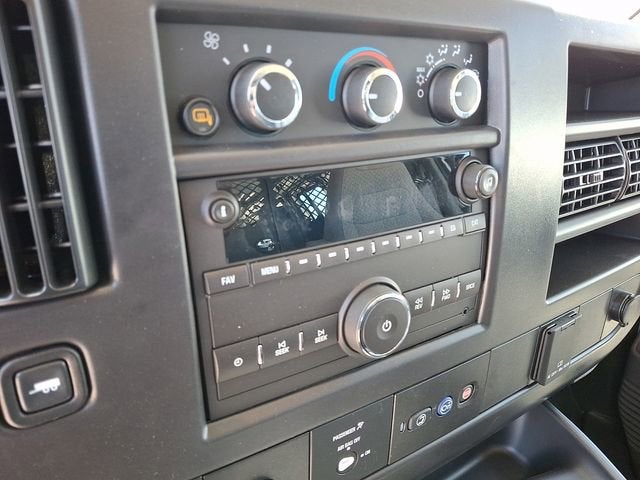 2026 Chevrolet Express Cargo 1WT