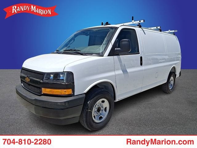 2026 Chevrolet Express 2500 Work Van HD's photo