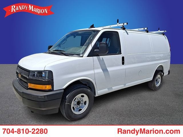 2026 Chevrolet Express 2500 Work Van HD's photo