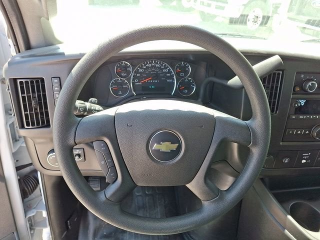 2026 Chevrolet Express Cargo Work Van - Photo 6