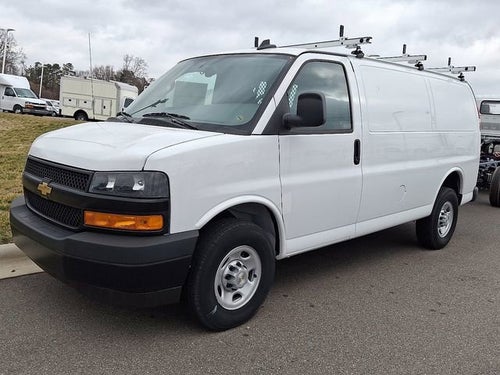 2025 Chevrolet Express Cargo WT