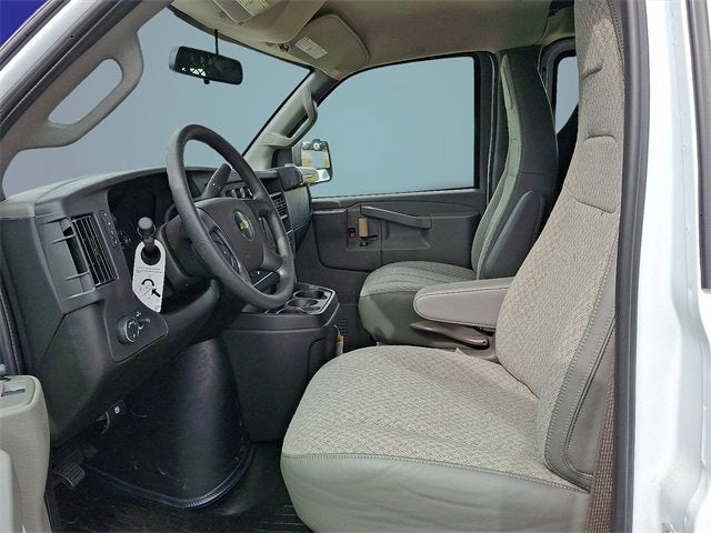 2024 Chevrolet Express Cargo 2500 WT