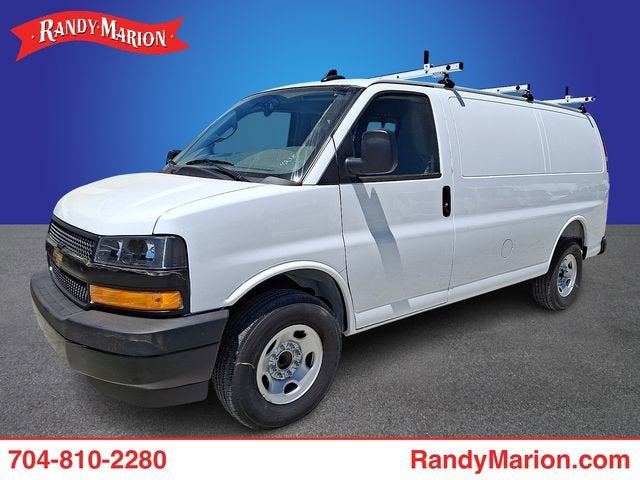 2026 Chevrolet Express 2500 Work Van HD's photo