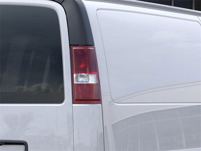 2025 Chevrolet Express Cargo 3500 WT