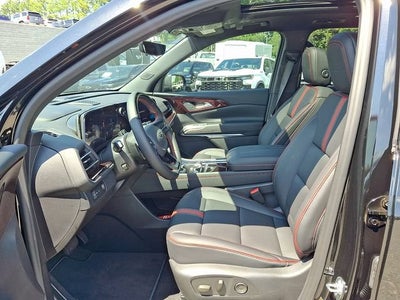 2027 Chevrolet Traverse RS